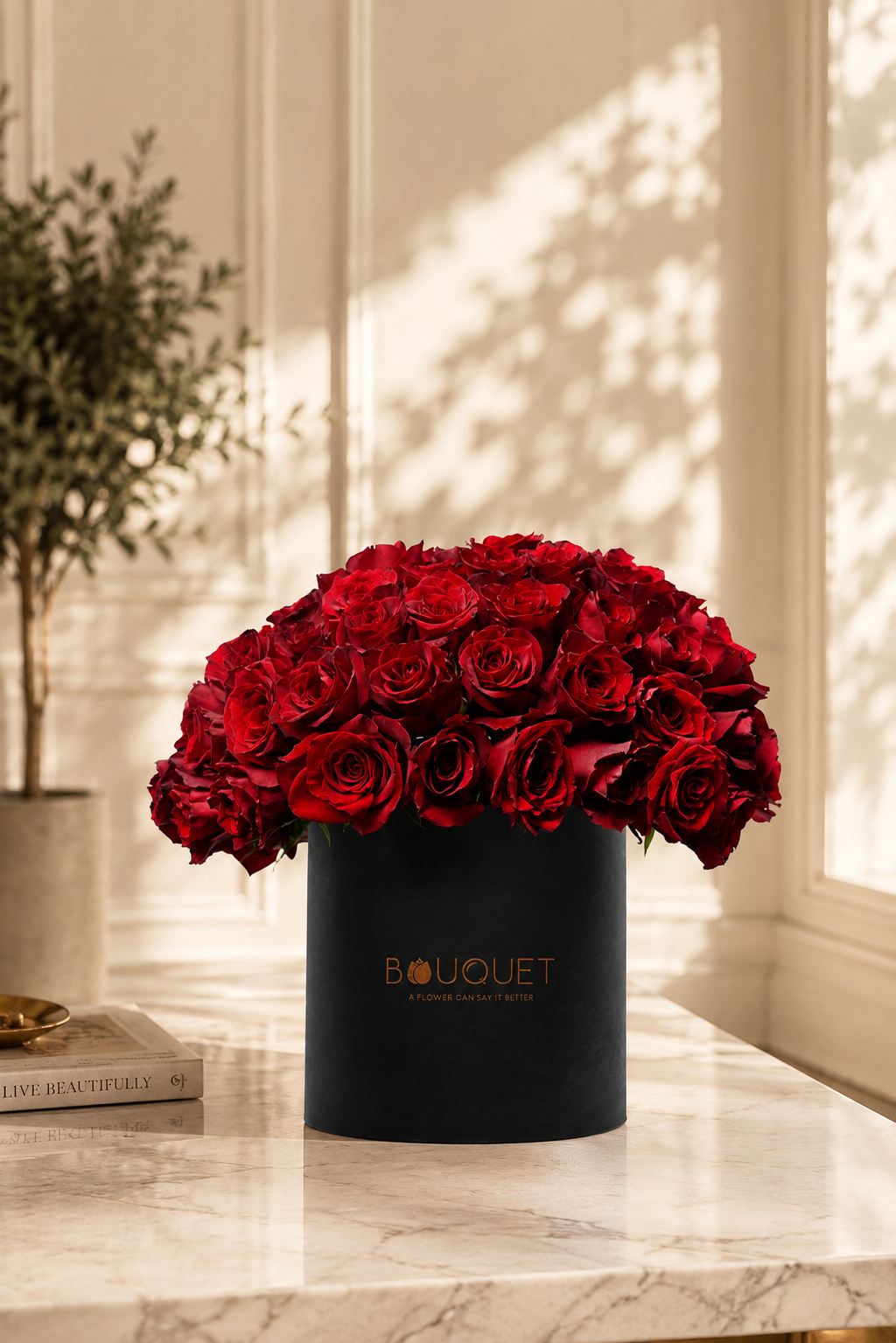 Red Roses Dome Black Cylinder