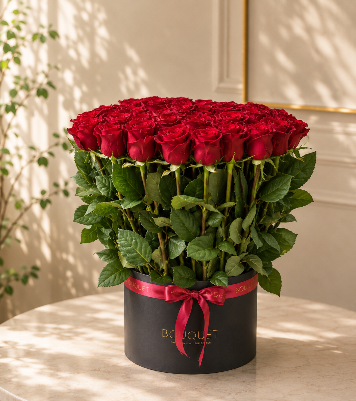 Red Roses Stem Black Round Box